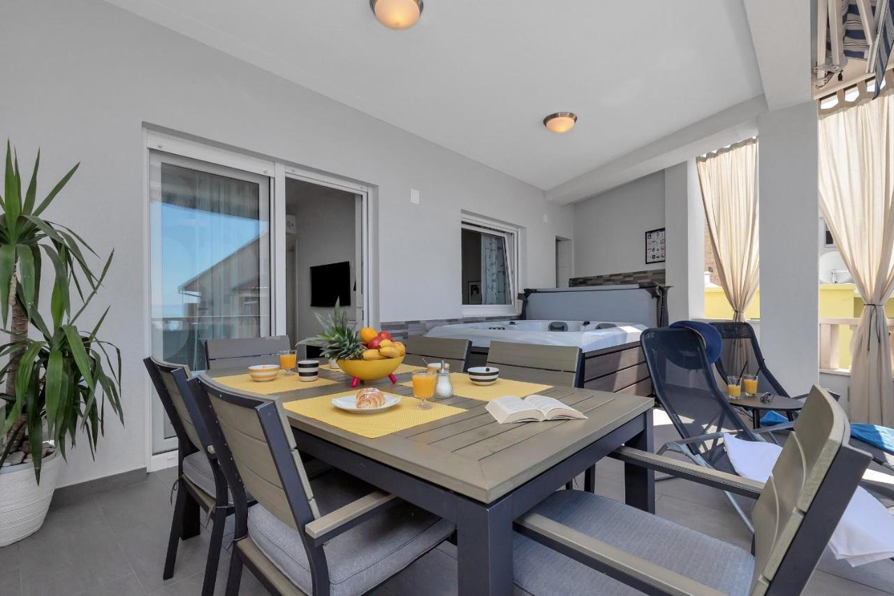 Apartments Villa Joy Podgora Eksteriør billede